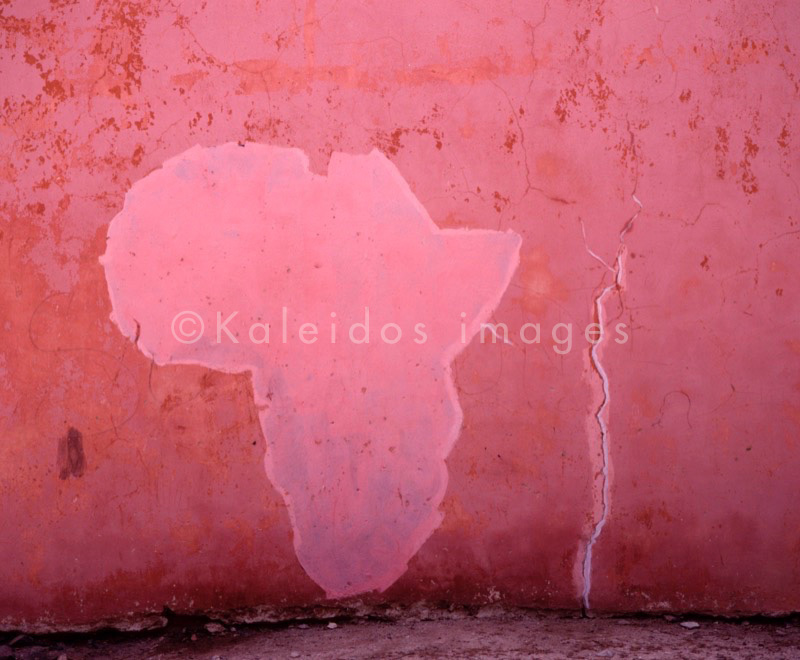 Gorée;Graffitis;Continent;Africa;Senegal;La parole à l'image; Kaleidos;Kaleidos images;Tarek Charara;Outline