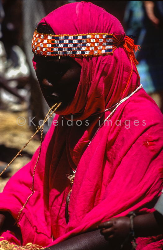 Africa;Colors;Colors;Colours;Culture;Djibouti;Issa;Issa tribe;Issas;Kaleidos;Kaleidos images;People;Tarek Charara;Traditional;Traditions;Woman;Women