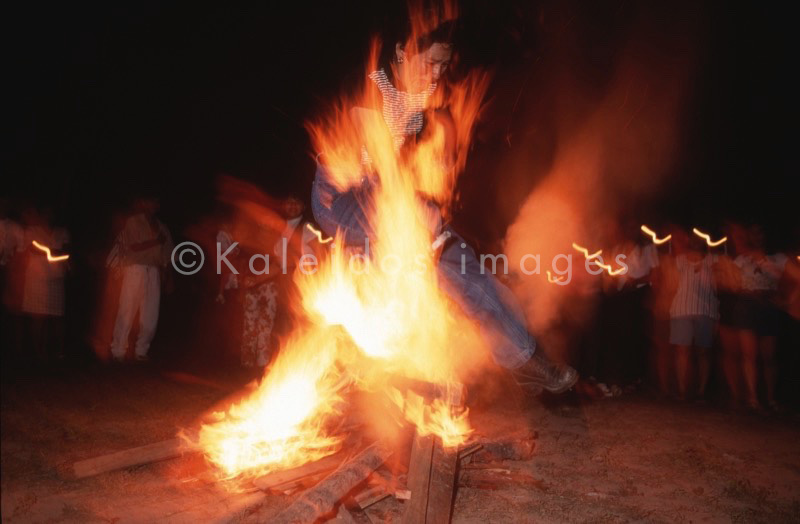 Ayahuasca,Hervé Merliac,Kaleidos images;La parole à l'image;Fire;Flames