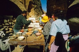 Tarek-Charara;La-parole-à-limage;Kaleidos-images;Tourists;Souvenirs;UNESCO;World-Heritage;Petra;Jordan