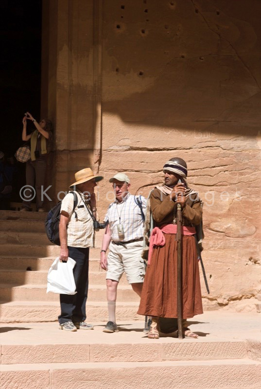 Tarek Charara;Kaleidos images;La parole à l'image;UNESCO;World Heritage;Graves;Tombs;History;Nabateans;Petra;Jordan;Tourists;Khazneh;Al Khazneh
