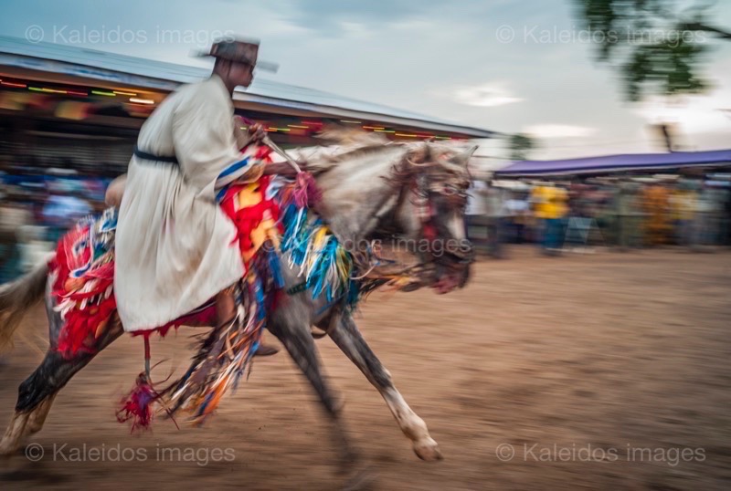 Africa;Benin;Gaani;Horseman;Horsemen;Horses;Kaleidos;Kaleidos images;La parole à l'image;Man;Men;Riders;Souleiman Gnora;Tarek Charara;Traditions;Dongola