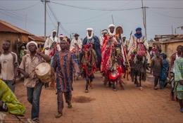 Africa;Benin;Drums;Gaani;Horseman;Horsemen;Horses;Kaleidos;Kaleidos-images;La-parole-à-limage;Mohammed-Traoré;Music;Musique;Oroumeri-Traoré;Souleiman-Gnora;Tam-Tam;Tarek-Charara