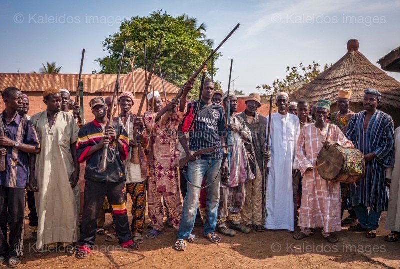Africa;Benin;Hunters;Kaleidos;Kaleidos images;Kilir;La parole à l'image;Man;Men;Moussa Atta;Royal Palace of Djougou;Tarek Charara