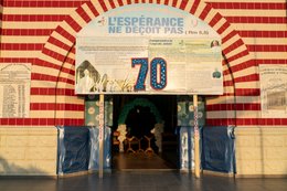 Archdiocese-of-Cotonou;-Banner;-Benin;-Cathedral;-Cotonou;-Jubilee;-Kaleidos;-Kaleidos-images;-La-parole-à-limage;-Notre-Dame-de-Miséricorde;-Places-of-worship;-Portal;-Religious-celebration;-Stories-Pictures;-Tarek-Charara
