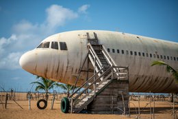 Abandoned-aircraft;-Airplane-nose;-Airplane-wreck;-Barakah;-Benin;-Boarding-staircase;-Cabin-window;-Cadjéhoun-Beach;-Corrosion;-Cotonou;-Cotonou-airport;-Kaleidos;-Kaleidos-images;-La-parole-à-limage;-Lockheed-L-1011;-Radome;-Tarek-Charara;-Tire;-TriStar;-West-Africa
