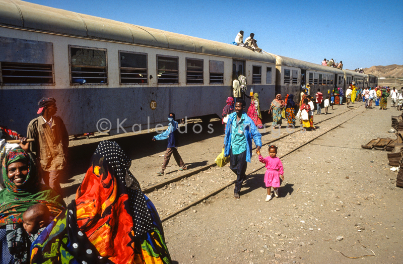 Africa;Djibouti;Kaleidos;Kaleidos images;People;Rail;Railway;Railway stations;Tarek Charara;Train;Trains