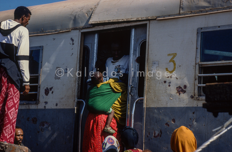 Africa;Djibouti;Kaleidos;Kaleidos images;People;Rail;Railway;Railway stations;Tarek Charara;Train;Trains