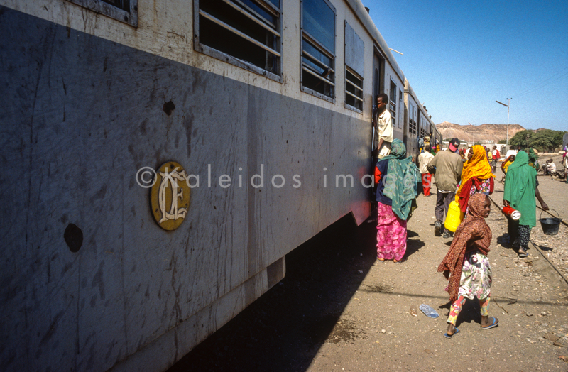 Africa;Djibouti;Kaleidos;Kaleidos images;People;Rail;Railway;Railway stations;Tarek Charara;Train;Trains