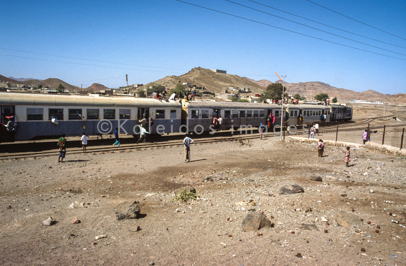 Africa;Djibouti;Kaleidos;Kaleidos images;People;Rail;Railway;Railway stations;Tarek Charara;Train;Trains