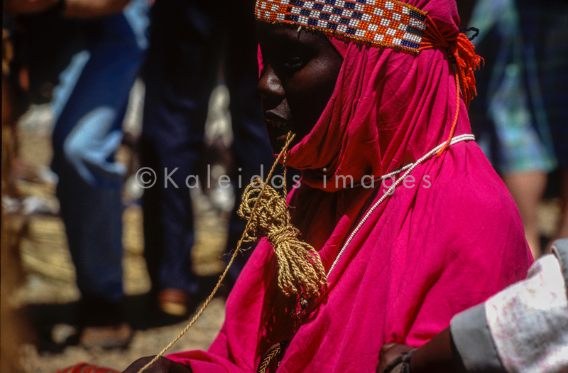 Africa;Colors;Colors;Colours;Culture;Djibouti;Issa;Issa tribe;Issas;Kaleidos;Kaleidos images;People;Tarek Charara;Traditional;Traditions;Woman;Women