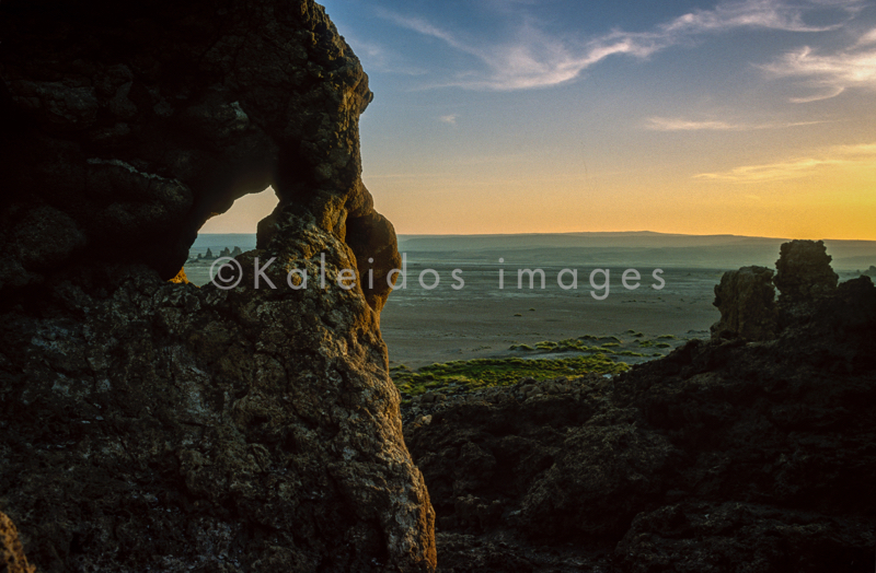 Africa;Dawn;Djibouti;Kaleidos;Kaleidos images;Lake Abbe;Lake Abhe Bad;Landscapes;Sun rise;Sunrise;Tarek Charara