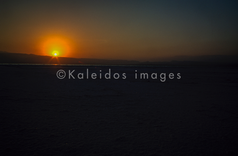 Africa;Afrique;Crépuscule;Dawn;Djibouti;Kaleidos;Kaleidos images;Lac Assal;Lake;Lake Assal;Lakes;Landscapes;Lever de soleil;Lever du soleil;Paysages;Salt;Sel;Sun rise;Sunrise;Tarek Charara