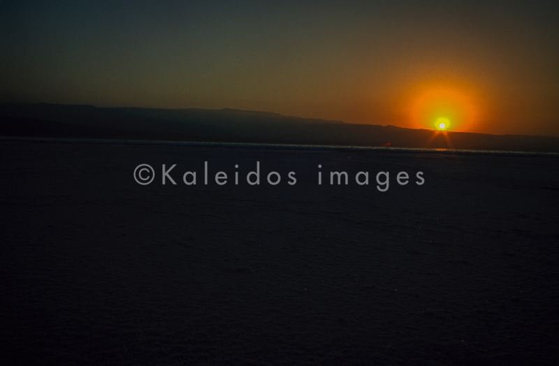 Africa;Afrique;Crépuscule;Dawn;Djibouti;Kaleidos;Kaleidos images;Lac Assal;Lake;Lake Assal;Lakes;Landscapes;Lever de soleil;Lever du soleil;Paysages;Salt;Sel;Sun rise;Sunrise;Tarek Charara