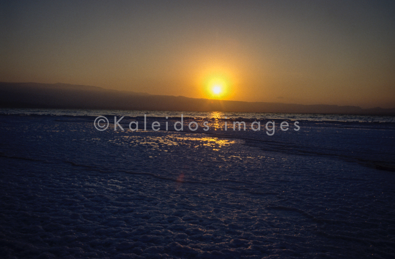 Africa;Afrique;Crépuscule;Dawn;Djibouti;Kaleidos;Kaleidos images;Lac Assal;Lake;Lake Assal;Lakes;Landscapes;Lever de soleil;Lever du soleil;Paysages;Salt;Sel;Sun rise;Sunrise;Tarek Charara