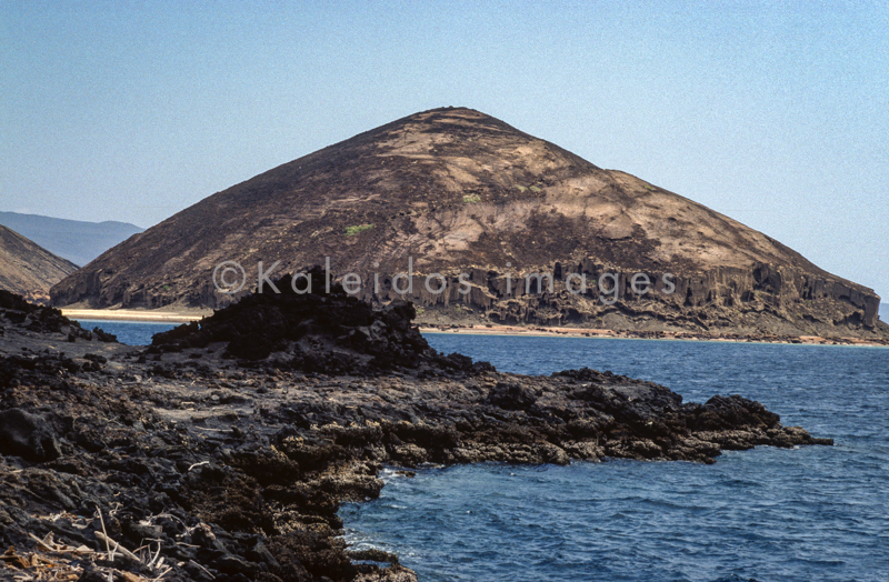 Africa;Afrique;Anse;Cove;Djibouti;Ghoubbet-el-Kharab;Ghoubet al-Kharab;Golfe;Gulf;Island;Islands;Isle;Isles;Kaleidos;Kaleidos images;Landscapes;Mer;Paysages;Sea;Tarek Charara