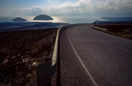 Africa;Afrique;Anse;Cove;Djibouti;Ghoubbet-el-Kharab;Ghoubet-al-Kharab;Golfe;Gulf;Island;Islands;Isle;Isles;Kaleidos;Kaleidos-images;Landscapes;Mer;Paysages;Road;Roads;Route;Routes;Sea;Tarek-Charara