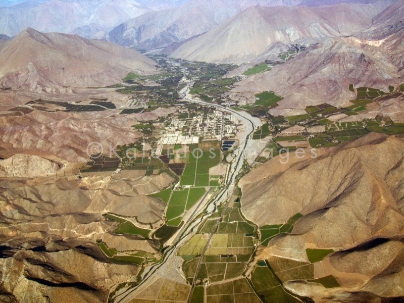 Mountains;Chile;Andes;Aerial photography;Airborne imagery;Seen from the sky;Seen from above;Laurent Abad;Kaleidos images;La parole à l'image