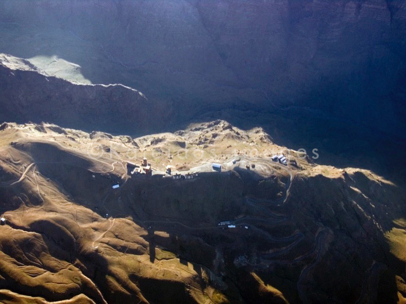Mountains;Chile;Andes;Aerial photography;Airborne imagery;Seen from the sky;Seen from above;Laurent Abad;Kaleidos images;La parole à l'image