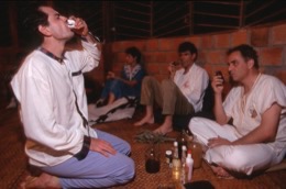 Takiwasi;Banisteriopsis-Caapi,Ayahuasca,Hervé-Merliac,Kaleidos-images;La-parole-à-limage;Jacques-Mabit;Dynosio-Santos