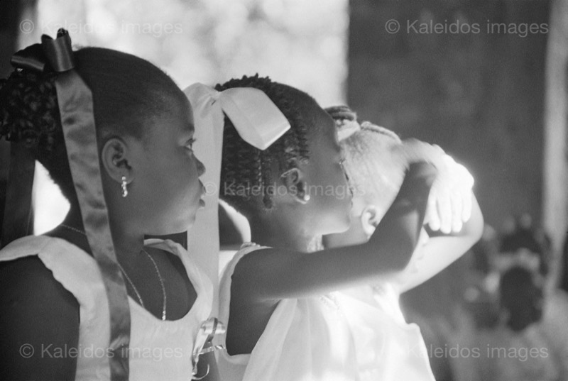 Bridesmaids;Girls;Haiti;Kaleidos;Kaleidos images;Katherine-Marie Pagé;Katherine-Marie-François;La parole à l'image;Labadie;Weddings