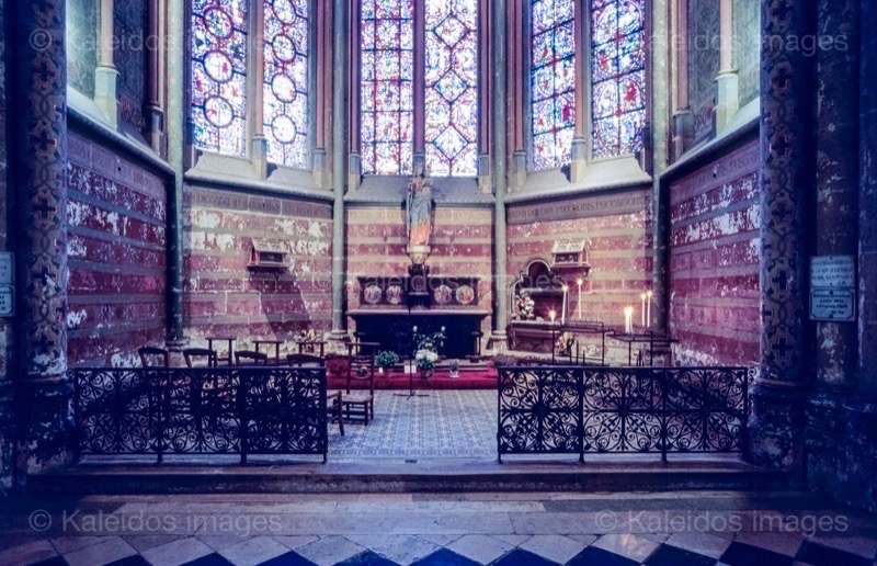 Altars;Architecture;Beauvais;Cathedrals;Catholic;Chairs;Christianity;Christians;Churches;Cults;Gothic;Interiors;Kaleidos;Kaleidos images;La parole à l'image;Oise;Picardie;Places of worship;Tarek Charara