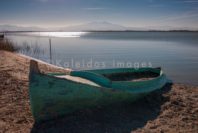Boat;Canigou;Kaleidos;Kaleidos images;Laguna;Landscapes;Mountain;Mountain range;Paysages;Tarek Charara