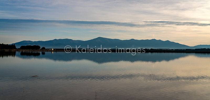 Albera;Albera massif;France;Kaleidos;Kaleidos images;La parole à l'image;Lake of Villeneuve;Lake of Villeneuve de la Raho;Lakes;Landscapes;Pyrenees;Pyrénées-Orientales;Sunsets;Tarek Charara;Villeneuve-de-la-Raho