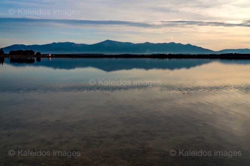 Albera;Albera massif;France;Kaleidos;Kaleidos images;La parole à l'image;Lake of Villeneuve;Lake of Villeneuve de la Raho;Lakes;Landscapes;Pyrenees;Pyrénées-Orientales;Sunsets;Tarek Charara;Villeneuve-de-la-Raho