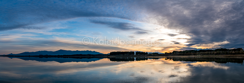 Albera;Albera massif;Canigó;France;Kaleidos;Kaleidos images;La parole à l'image;Lake of Villeneuve;Lake of Villeneuve de la Raho;Lakes;Landscapes;Panoramas;Pyrenees;Pyrénées-Orientales;Sunsets;Tarek Charara;Villeneuve-de-la-Raho