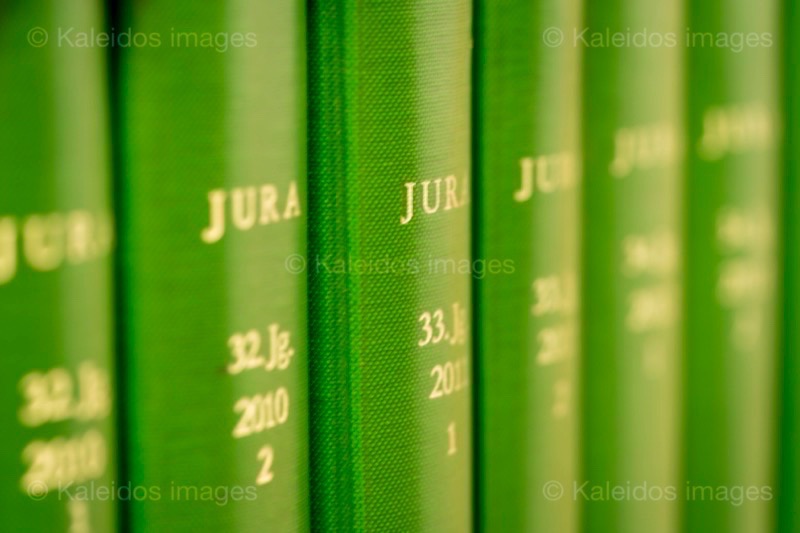 Books;Deutschland;German;Germany;Kaleidos;Kaleidos images;La parole à l'image;Lawbooks;Tarek Charara