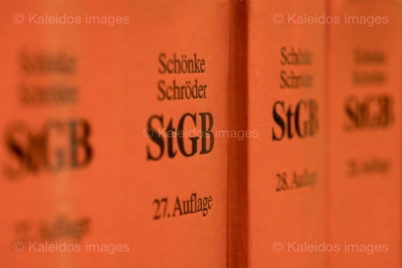 Books;Deutschland;German;Germany;Kaleidos;Kaleidos images;La parole à l'image;Lawbooks;Tarek Charara