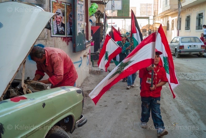 Kaleidos images;La parole à l'image;Palestinans;Palestinian Refugees;Palestinians;Refugees;Scouts;Tarek Charara;Flags