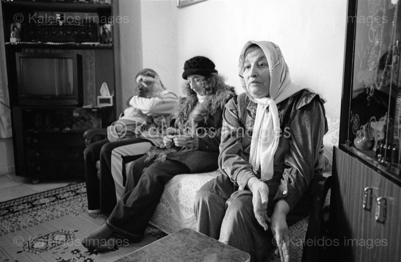 Sabra;Children;Girls;Kaleidos images;Palestinian Refugees;Palestinians;Shatila;Tarek Charara;Woman;WomenGaza Hospital