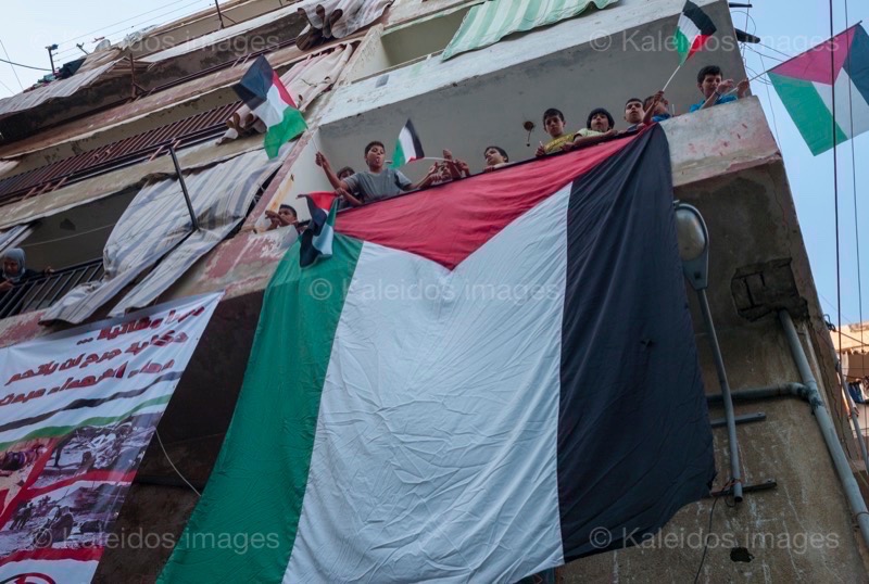 Flags;Kaleidos images;La parole à l'image;Palestinian Refugees;Palestinians;Refugee camps;Shatila;Tarek Charara;UNRWA