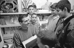 Camps-de-refugiés;Chatila;Children;Enfants;Jamal-Al-Hindawi;Jamal-Hindawi;Kaleidos-images;Palestinian-Refugees;Palestinians;Palestiniens;Refugee-camps;Réfugiés-palestiniens;Shatila;Tarek-Charara;UNRWA