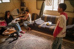 Computers;Homework;Jihad-Al-Hindawi;Jihad-Hindawi;Kaleidos-images;Mona-Al-Hindawi;Mona-Hindawi;Nidal-Al-Hindawi;Nidal-Hindawi;Palestinian-Refugees;Palestinians;Refugee-camps;Shatila;Tarek-Charara;UNRWA