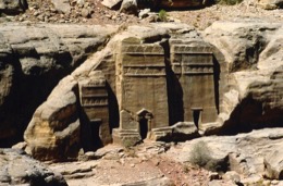 Tarek-Charara;La-parole-à-limage;Kaleidos-images;UNESCO;World-Heritage;Graves;Tombs;History;Nabateans;Petra;Jordan