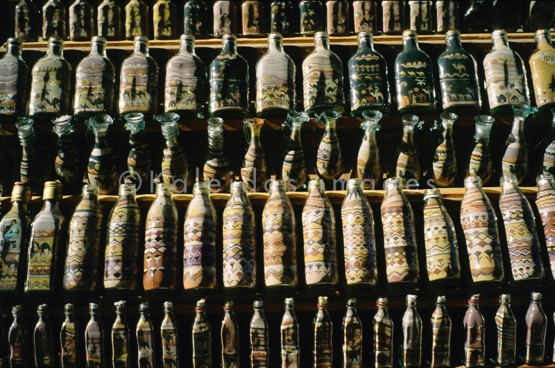 Tarek Charara;La parole à l'image;Kaleidos images;Souvenirs;Tourists;UNESCO;World Heritage;Petra;Jordan