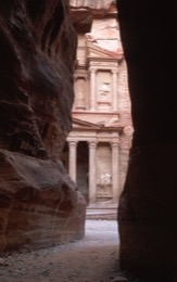 Tarek-Charara;Kaleidos;Kaleïdos;Kaleidos-images;Middle-East;Middle-East;UNESCO;World-Heritage;Graves;Tombs;History;Nabateans;Petra;Jordan;Khazneh;Al-Khazneh