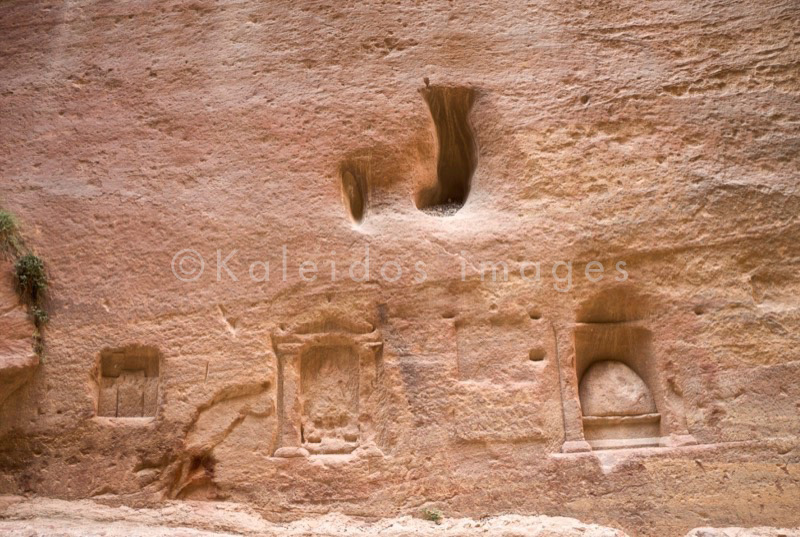 Tarek Charara;Kaleidos images;La parole à l'image;UNESCO;World Heritage;Graves;Tombs;History;Nabateans;Petra;Jordan;Votive niches