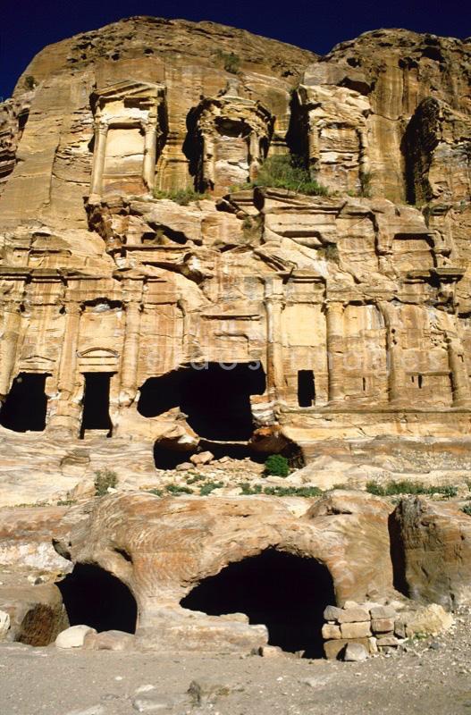 Tarek Charara;La parole à l'image;Kaleidos images;UNESCO;World Heritage;Graves;Tombs;History;Nabateans;Petra;Corinthian tomb;Royal tombs