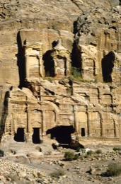 Tarek-Charara;La-parole-à-limage;Kaleidos-images;UNESCO;World-Heritage;Graves;Tombs;History;Nabateans;Petra;Corinthian-tomb;Royal-tombs