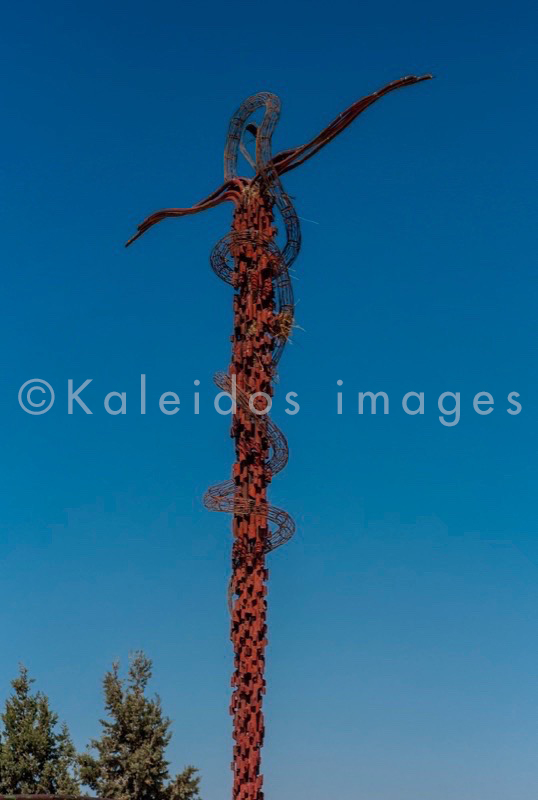 La parole à l'image;Tarek Charara;Mount Nebo;Jordan;Moses;Sculptures;Brazen Serpent;Caducee