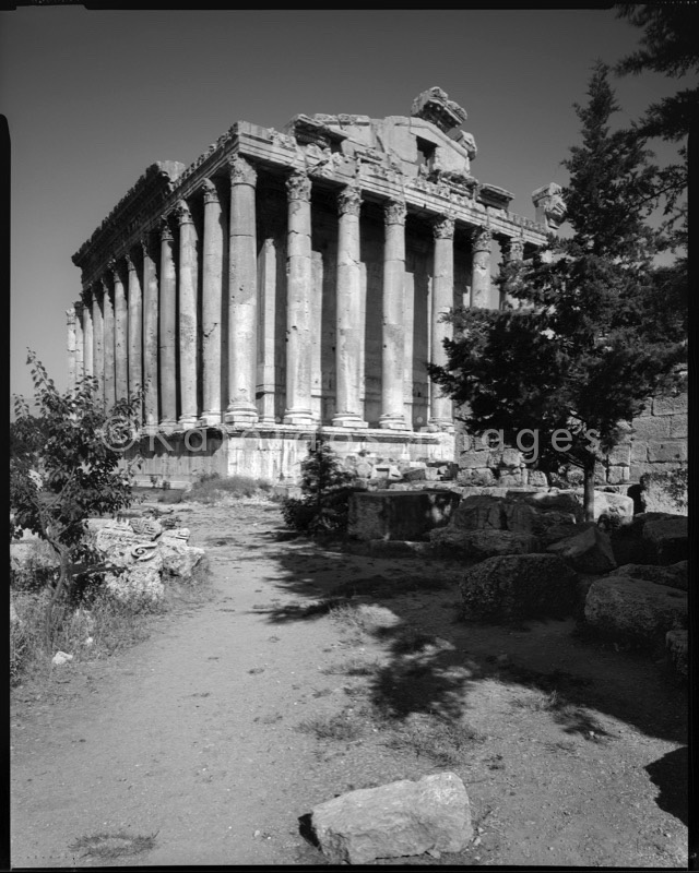 Architecture, Baalbek, History, Kaleidos, Kaleidos images, La parole à l'image, Laurent Abad, Romans, Temples, UNESCO, World Heritage, Romans, UNESCO, Temple of Bacchus, Bacchus, Columns