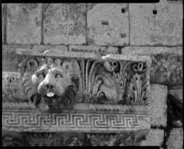 Architecture,-Baal,-Baalbek,-History,-Kaleidos,-Kaleidos-images,-La-parole-à-limage,-Laurent-Abad,-Romans,-Temples,-UNESCO,-World-Heritage,-Romans,-Temples,-UNESCO,-Temples,-Jupiter,-Jupiter-Heliopotanus,-Temple-of-Jupiter,-Lion-head