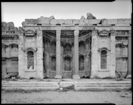 Architecture,-Baal,-Baalbek,-History,-Kaleidos,-Kaleidos-images,-La-parole-à-limage,-Laurent-Abad,-Romans,-Temples,-UNESCO,-World-Heritage,-Romans,-Temples,-UNESCO,-Temples,-Jupiter,-Jupiter-Heliopotanus,-Temple-of-Jupiter,-Columns