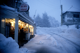 Al-Arz;Bsharry;La-parole-à-limage;Lebanese-cedar;Lebanon;Kaleidos;Kaleidos-images;Lebanon;Tarek-Charara;Snow;Shops;Winter