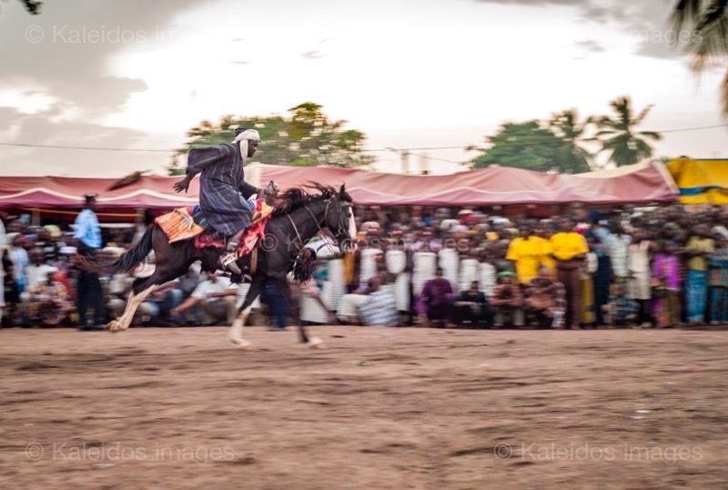 Africa;Babamoussa Izzedine;Benin;Gaani;Gallop;Galop;Horseman;Horsemen;Horses;Kaleidos;Kaleidos images;La parole à l'image;Riders;Tarek Charara;Dongola