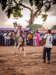 Africa;Benin;Drums;Gaani;Horseman;Horsemen;Horses;Kaleidos;Kaleidos-images;La-parole-à-limage;Rachid-Fousséni;Rachidou-Fousséni;Riders;Tam-Tam;Tarek-Charara;Dongola